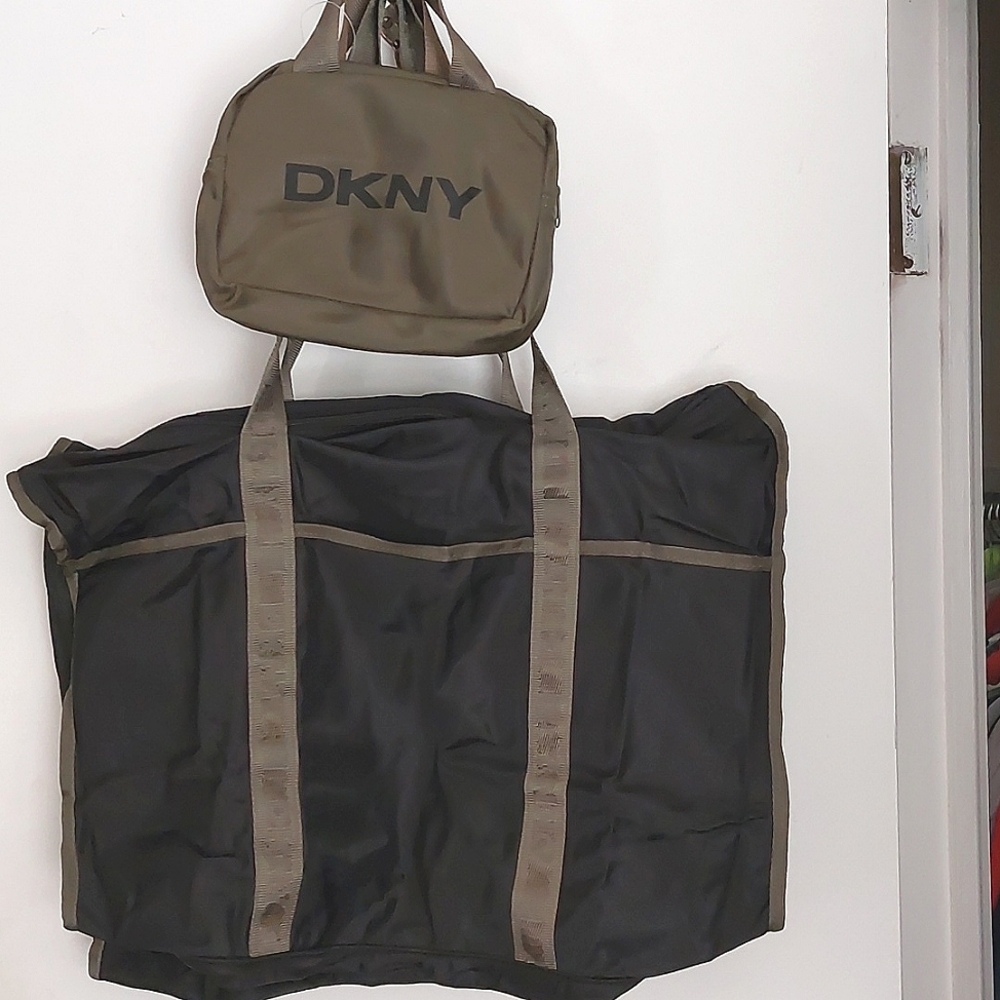 NWT DKNY nylon packable tote